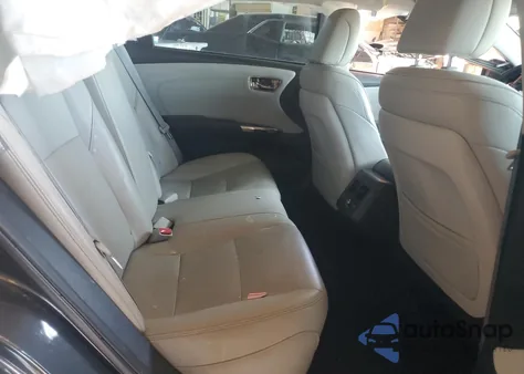 2018 Toyota Avalon Hybrid z USA, uszkodzony, nr VIN 4T1BD1EB2JU064947